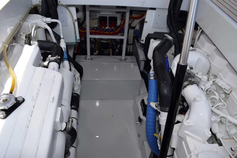 Kingfisher Yacht Photos Pics 