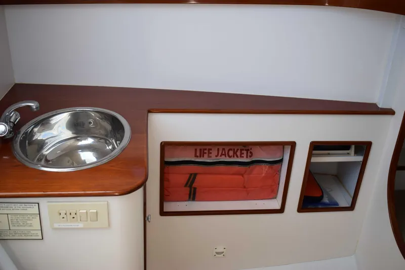 Kingfisher Yacht Photos Pics 