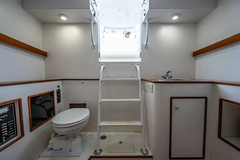 Kingfisher Yacht Photos Pics 