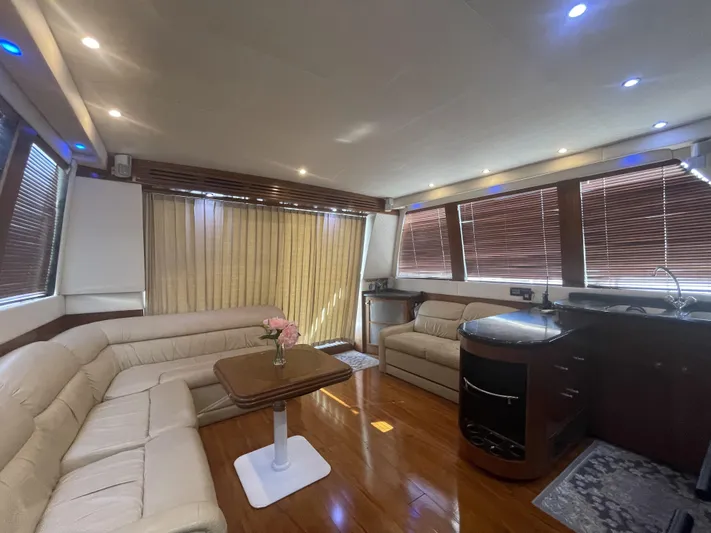 Bootlegger Yacht Photos Pics 
