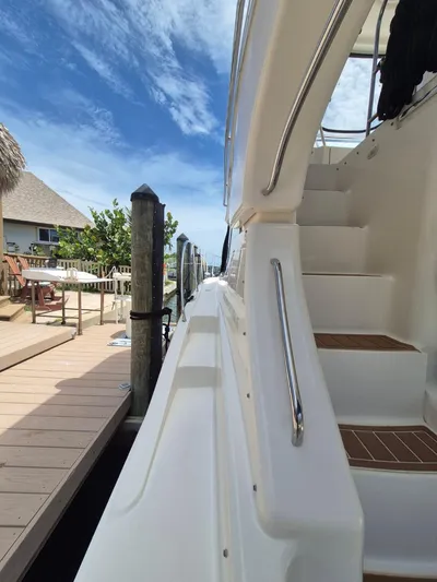 Freebyrd II Yacht Photos Pics 