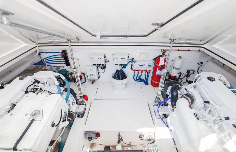 Marlin Hunter Yacht Photos Pics 