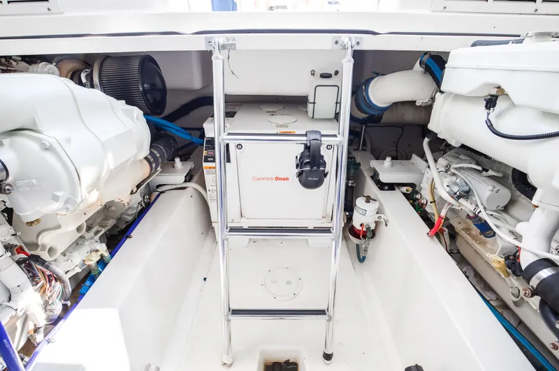 Marlin Hunter Yacht Photos Pics 