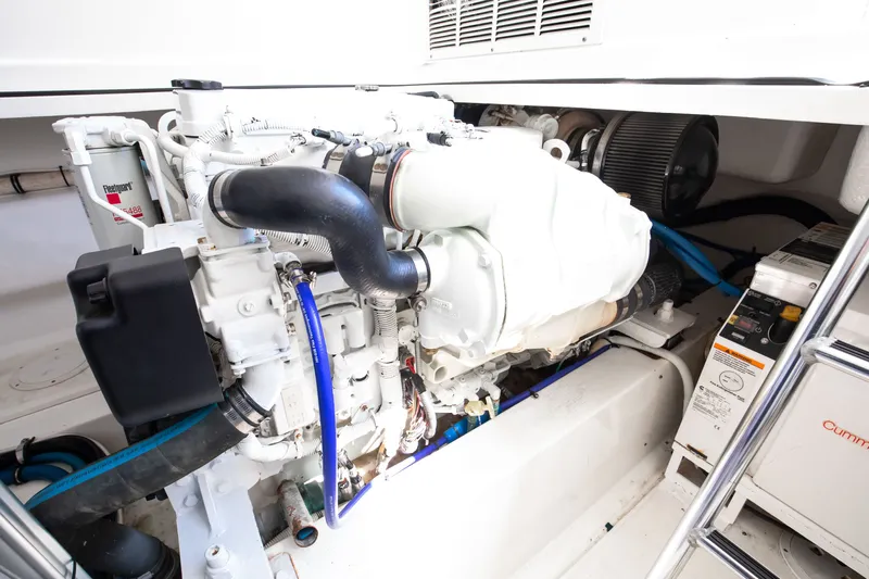 Marlin Hunter Yacht Photos Pics 