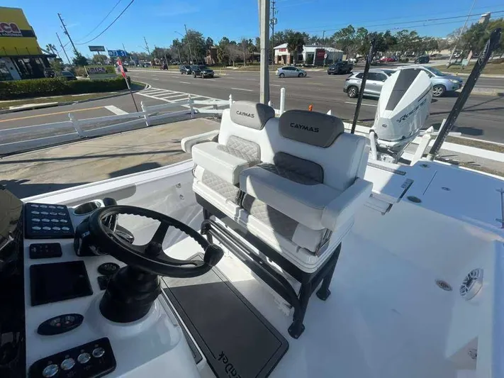 Beautiful Caymas! Yacht Photos Pics 