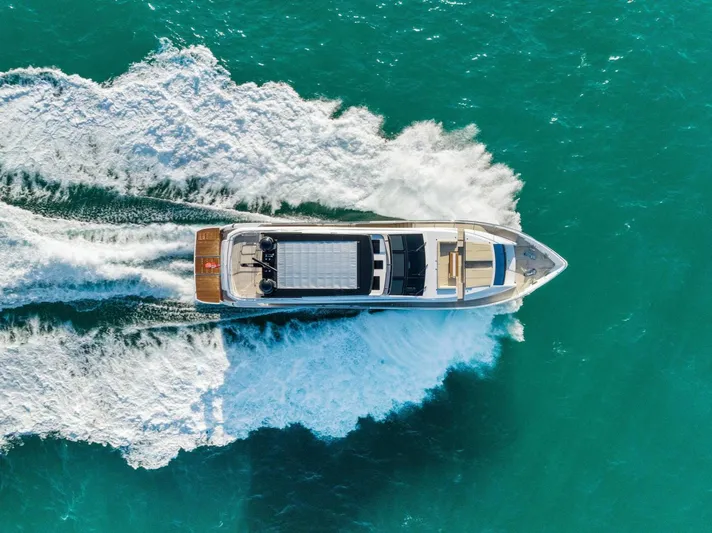 95 Pearl Yacht Photos Pics 