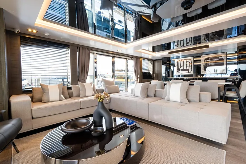 95 Pearl Yacht Photos Pics 