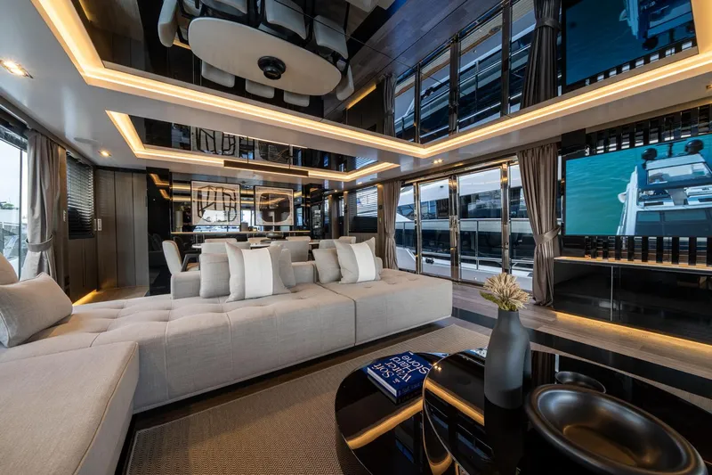 95 Pearl Yacht Photos Pics 