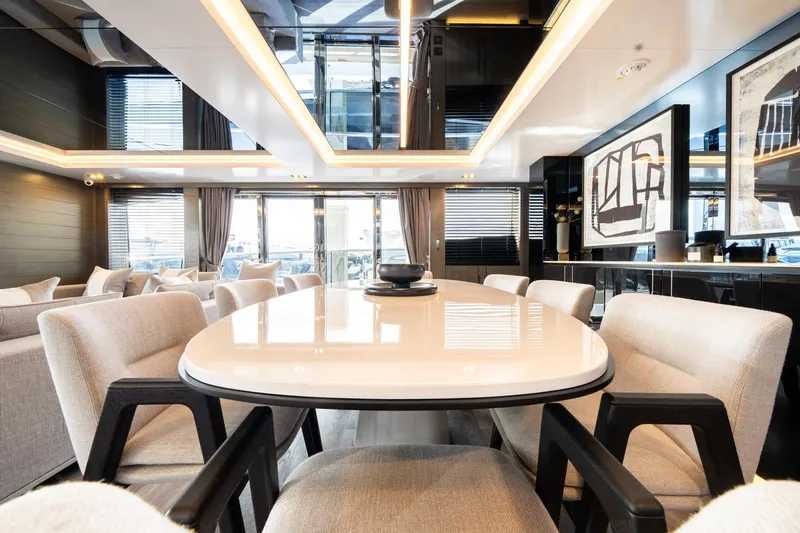 95 Pearl Yacht Photos Pics 