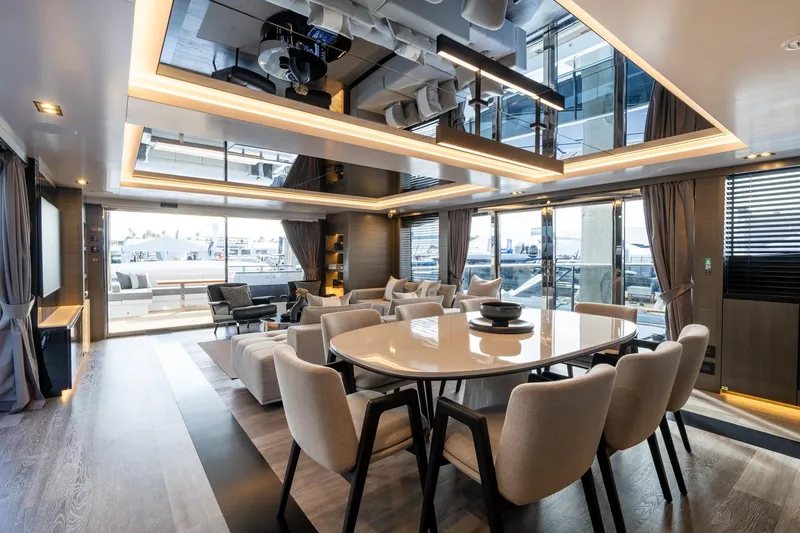 95 Pearl Yacht Photos Pics 