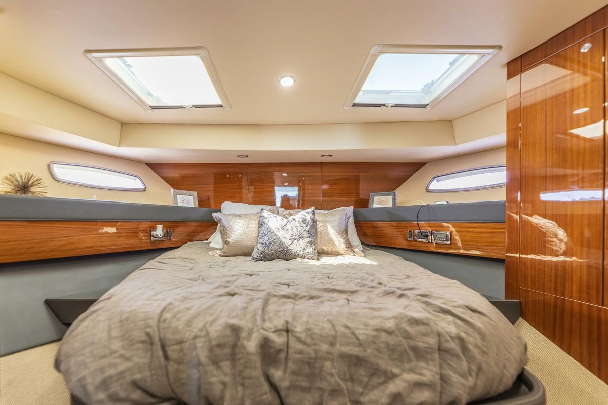 2017 Maritimo 59 