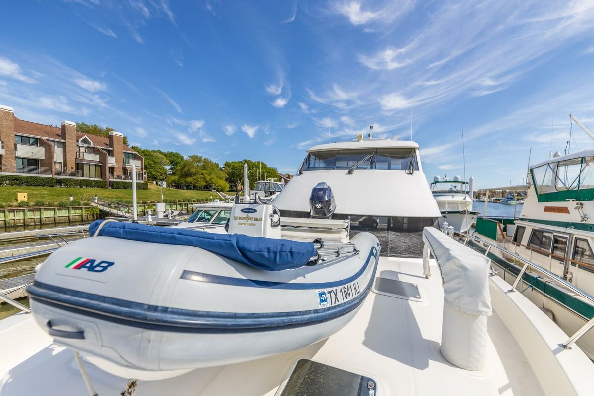 2017 Maritimo 59 