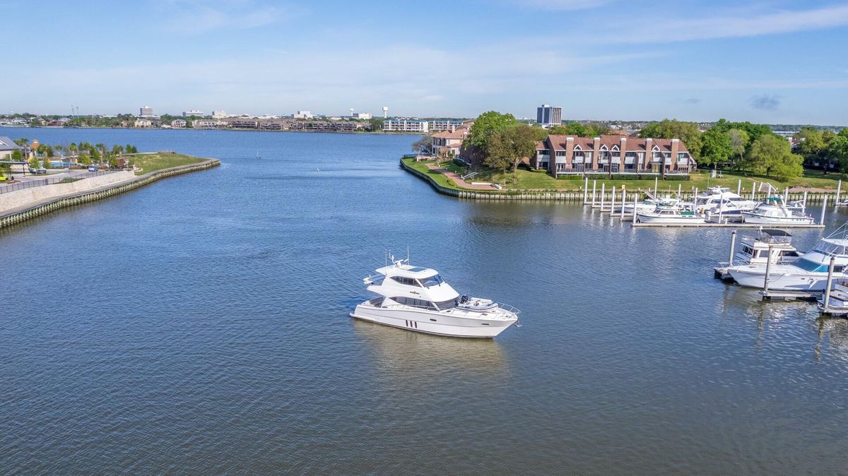 2017 Maritimo 59 