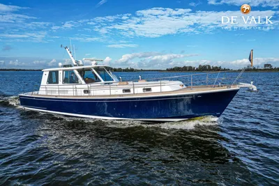 2000 Grand Banks 49 Eastbay SX