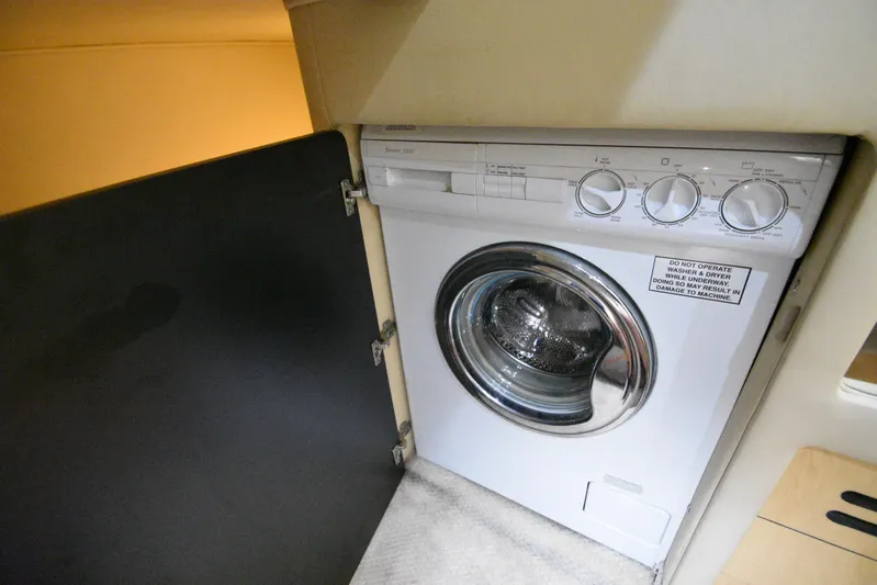 Phaze Three Yacht Photos Pics 