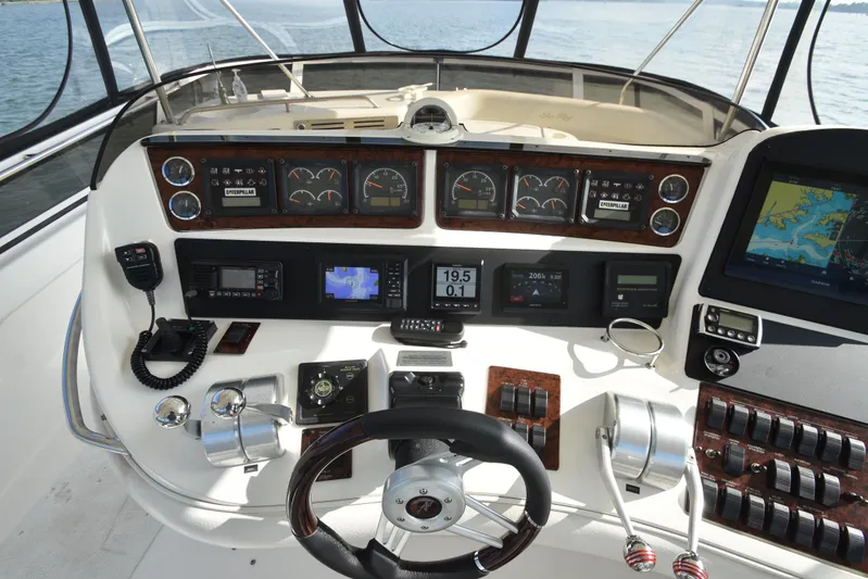 Phaze Three Yacht Photos Pics 