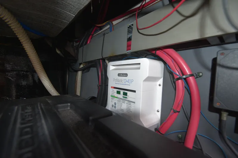 Phaze Three Yacht Photos Pics 