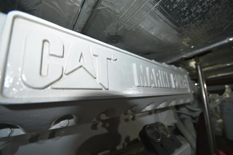 Phaze Three Yacht Photos Pics 