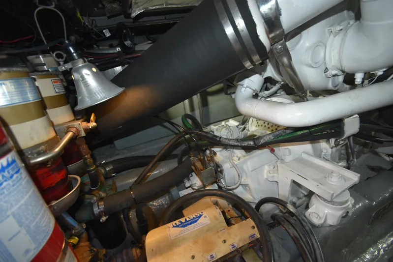 Phaze Three Yacht Photos Pics 