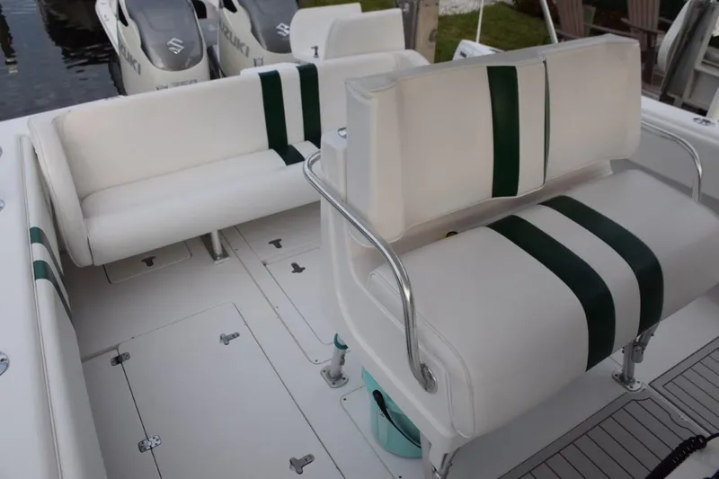 Cat Five Yacht Photos Pics Cruising cockpit arrangement