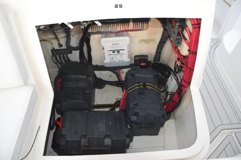 Cat Five Yacht Photos Pics Recent AGM batteries and newer Batt Charger