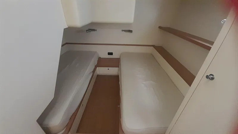 Malu Yacht Photos Pics 