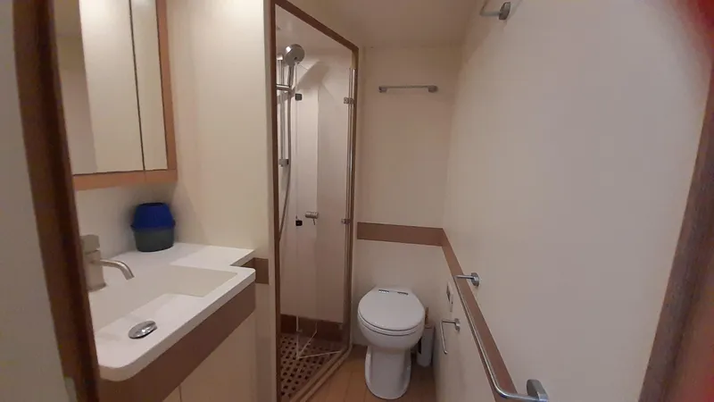 Malu Yacht Photos Pics 