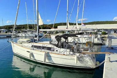 2014 Beneteau Oceanis 31