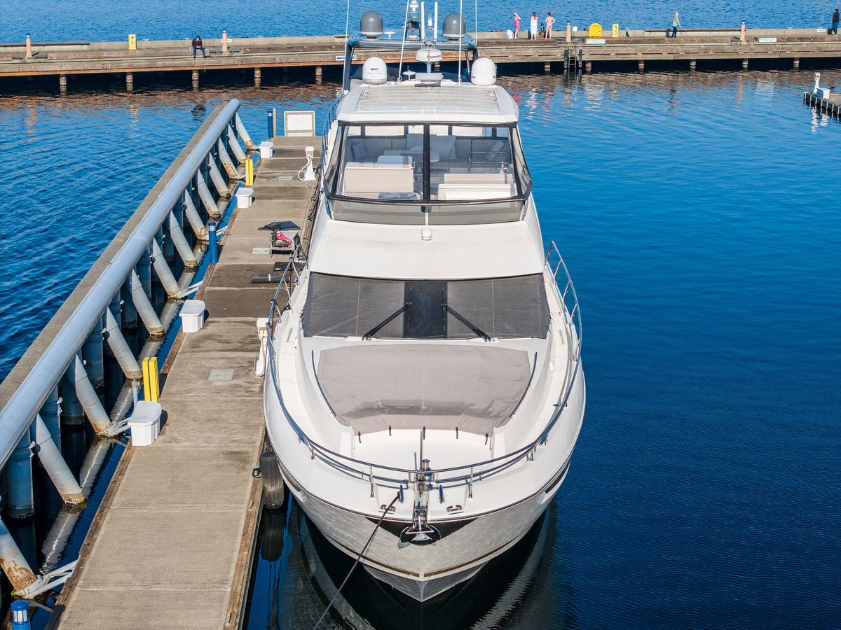 2018 Prestige 63 