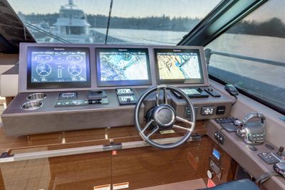 Yacht