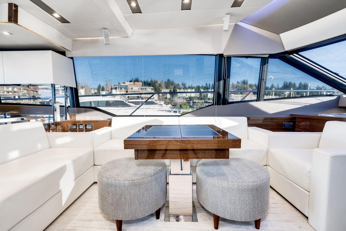 2018 Prestige 63 
