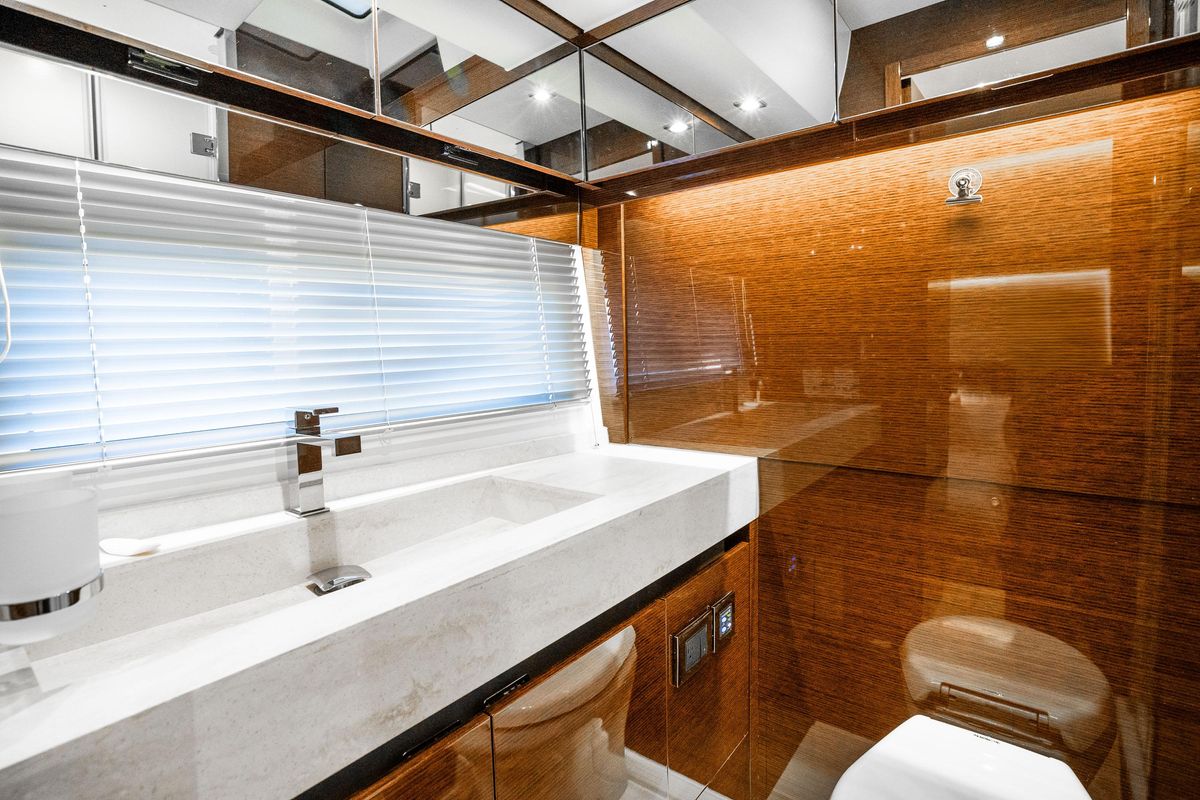 2018 Prestige 63 