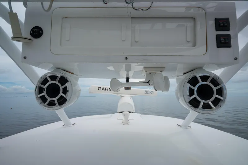  Yacht Photos Pics 2016 SeaHunter 45 boat with speakers and Garmin radar on calm water.