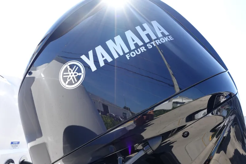  Yacht Photos Pics Yamaha four-stroke engine on 2025 Sea Fox 328 Commander boat, reflecting sunlight.