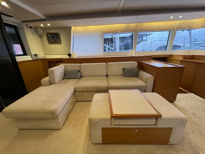  Yacht Photos Pics 18 Salon