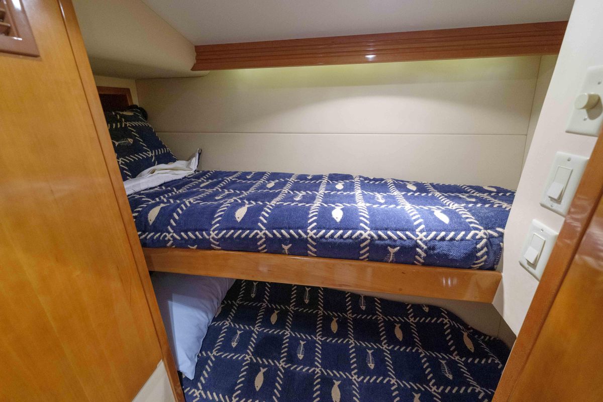 2002 Hatteras 50 
