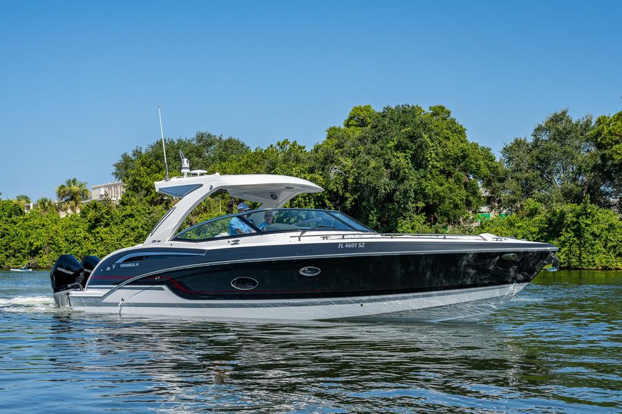 2021 Formula 350 Crossover Bowrider OB