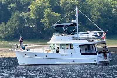 Beneteau Swift Trawler 42
