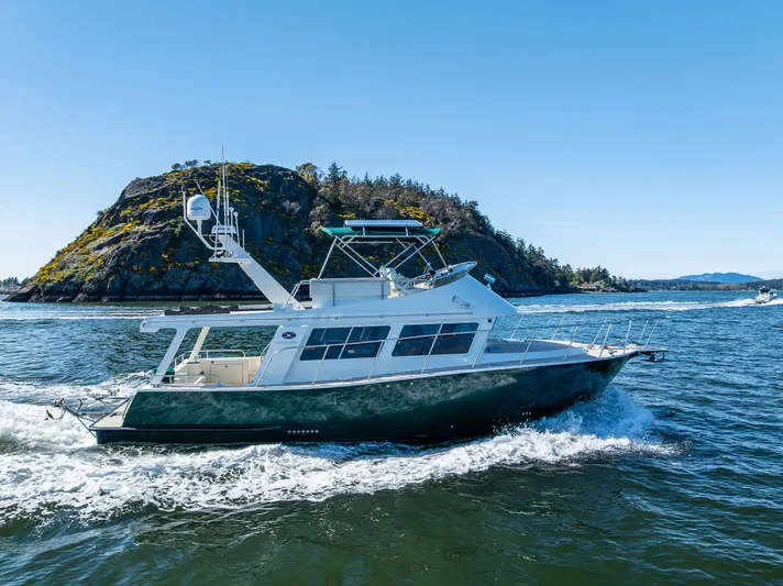 Consequence Free Yacht Photos Pics 