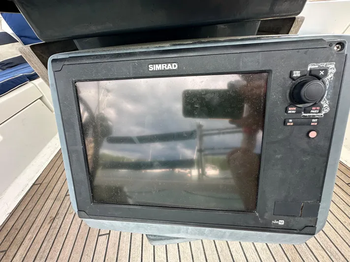 Traveller Two Yacht Photos Pics Simrad navigation system on 2012 Beneteau Oceanis 45 yacht, featuring a sleek design.