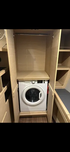 Self Maid Yacht Photos Pics 