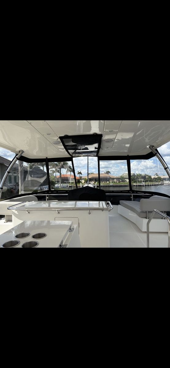 2023 Aquila 44 