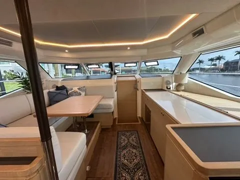 Self Maid Yacht Photos Pics 