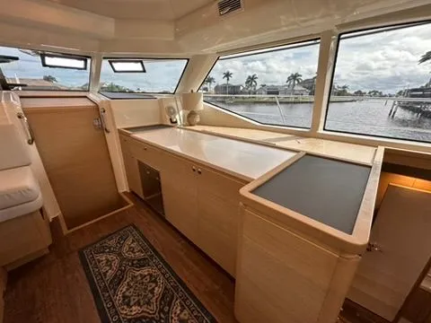 Self Maid Yacht Photos Pics 