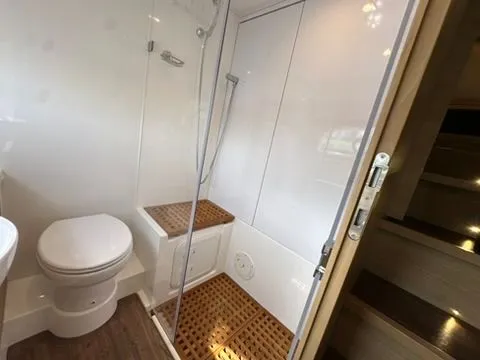 Self Maid Yacht Photos Pics 