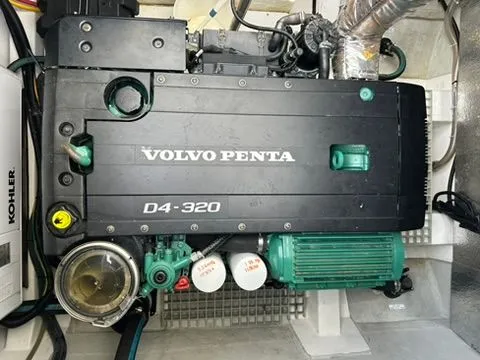 Self Maid Yacht Photos Pics 