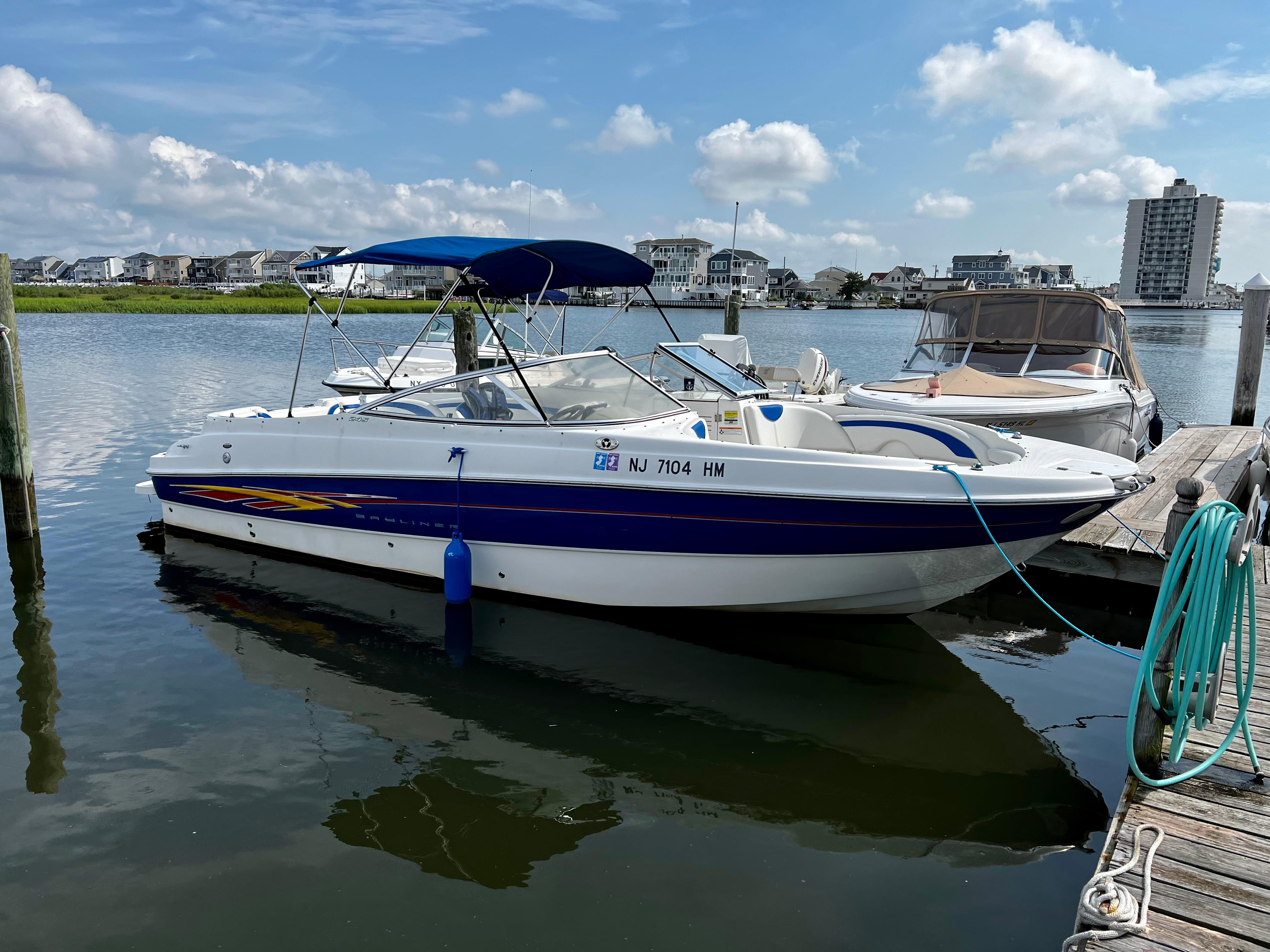 2007 Bayliner 245 Bowrider Runabout for sale - YachtWorld