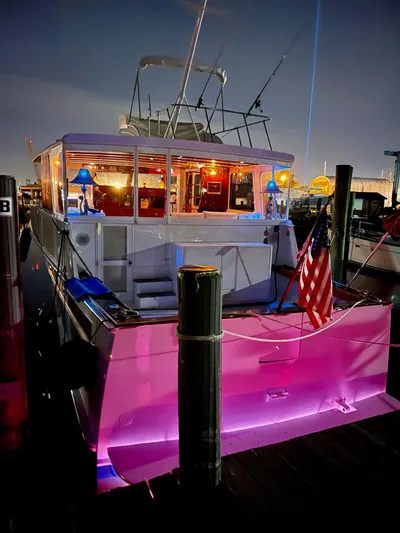 Breakaway Yacht Photos Pics 