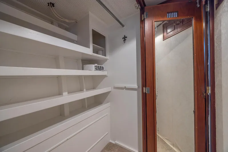 Breakaway Yacht Photos Pics 