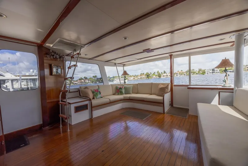 Breakaway Yacht Photos Pics 